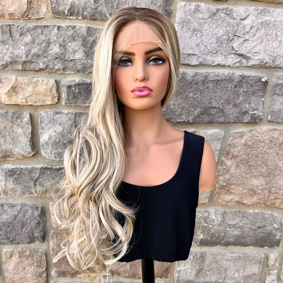 Gorgeous Premium Fiber Ombre Blonde Mix Wig with a Versatile 13x3 Lace Front - Picture 9 of 11